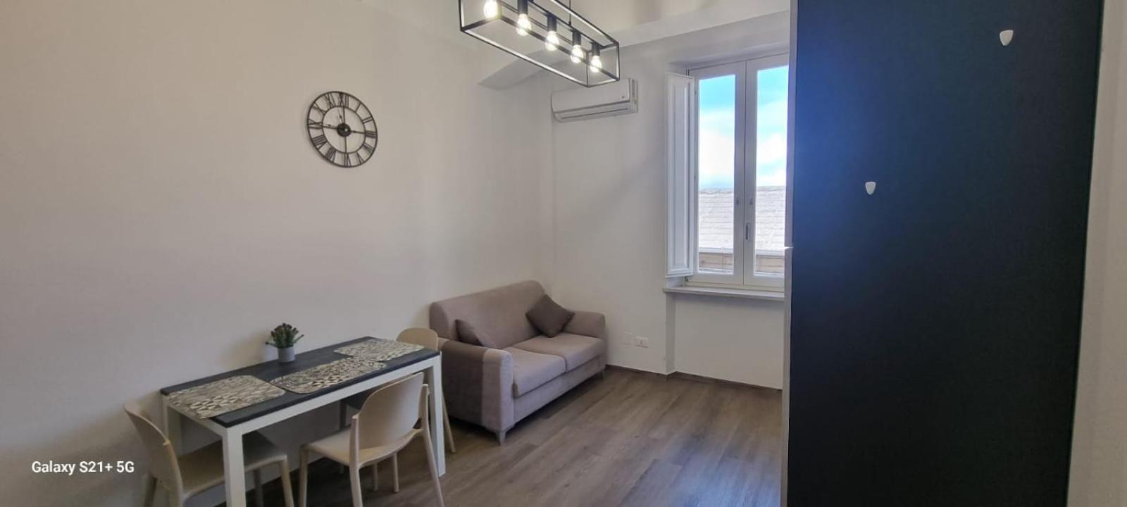 Pellicano44 Apartment *